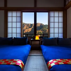 https://taisho-modern-villa-zen.hotelshakone.com